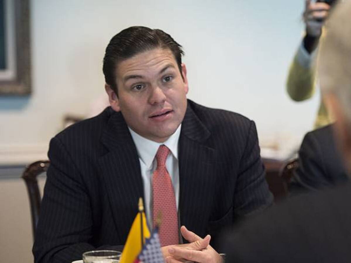 Gobernador de Virginia visitará a Colombia con miras en la agricultura para el posconflicto