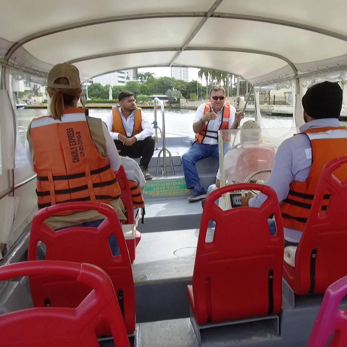 Transcaribe realizó primer recorrido técnico por la Bahía de Cartagena para transporte acuático