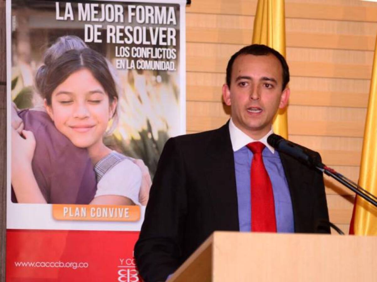 Ordenan cinco días de arresto contra director de Agencia Nacional de Tierras