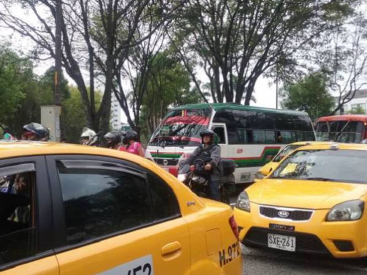 El 15 de diciembre se levanta el "pico y placa" para los taxis