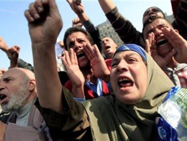 Gobierno egipcio se reúne de urgencia tras masivas manifestaciones en su contra