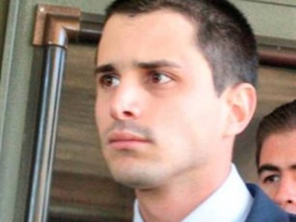 Tomás Uribe da su versión de incidente con Iván Cepeda en un aeropuerto.