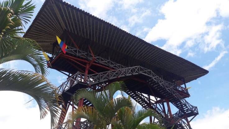 Presidente de la Cámara de comercio, Rodrigo Estrada