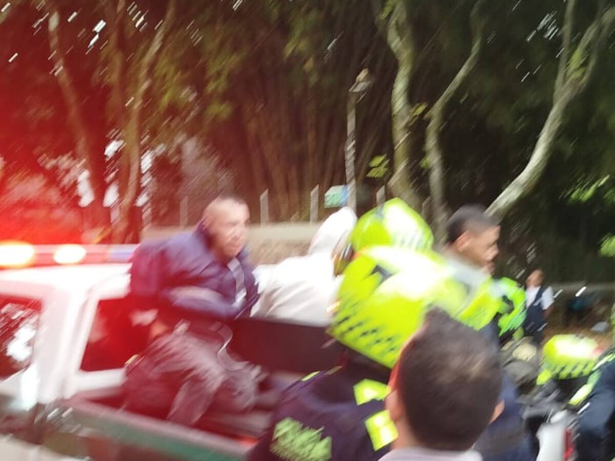 Seis ladrones capturados tras persecución y balacera en Cali