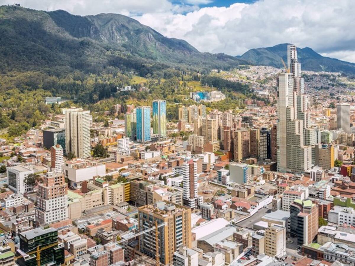 Los hallazgos de periodista española sobre las compañías de su país que están en Colombia