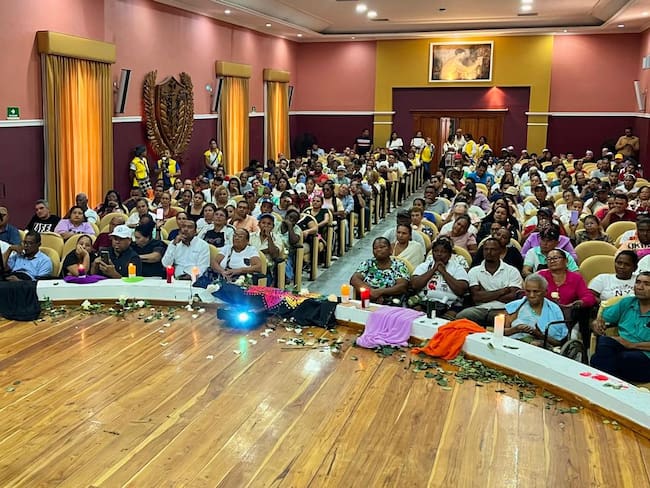 Acto de reparación a víctimas en la Universidad de Cartagena