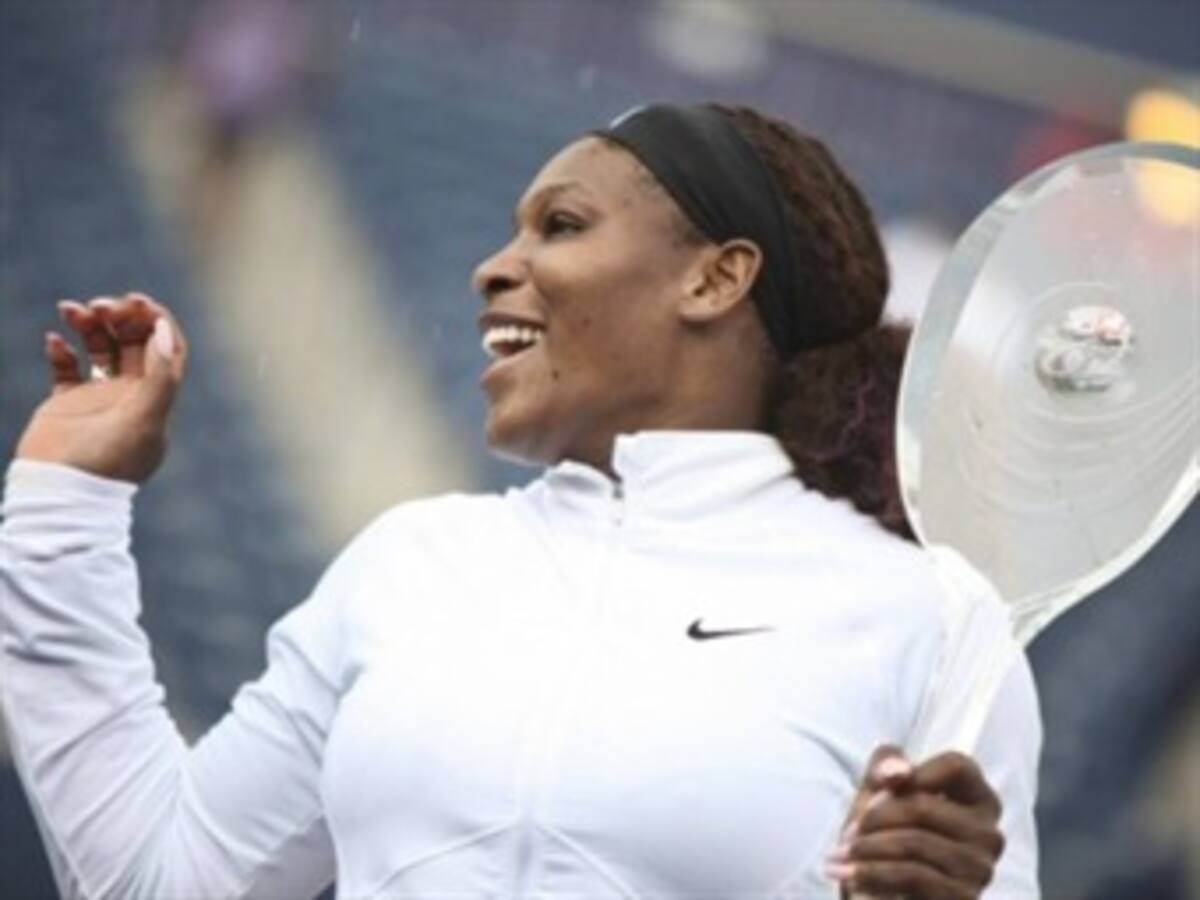 Serena Williams venció a Samantha Stosur y se coronó en Toronto