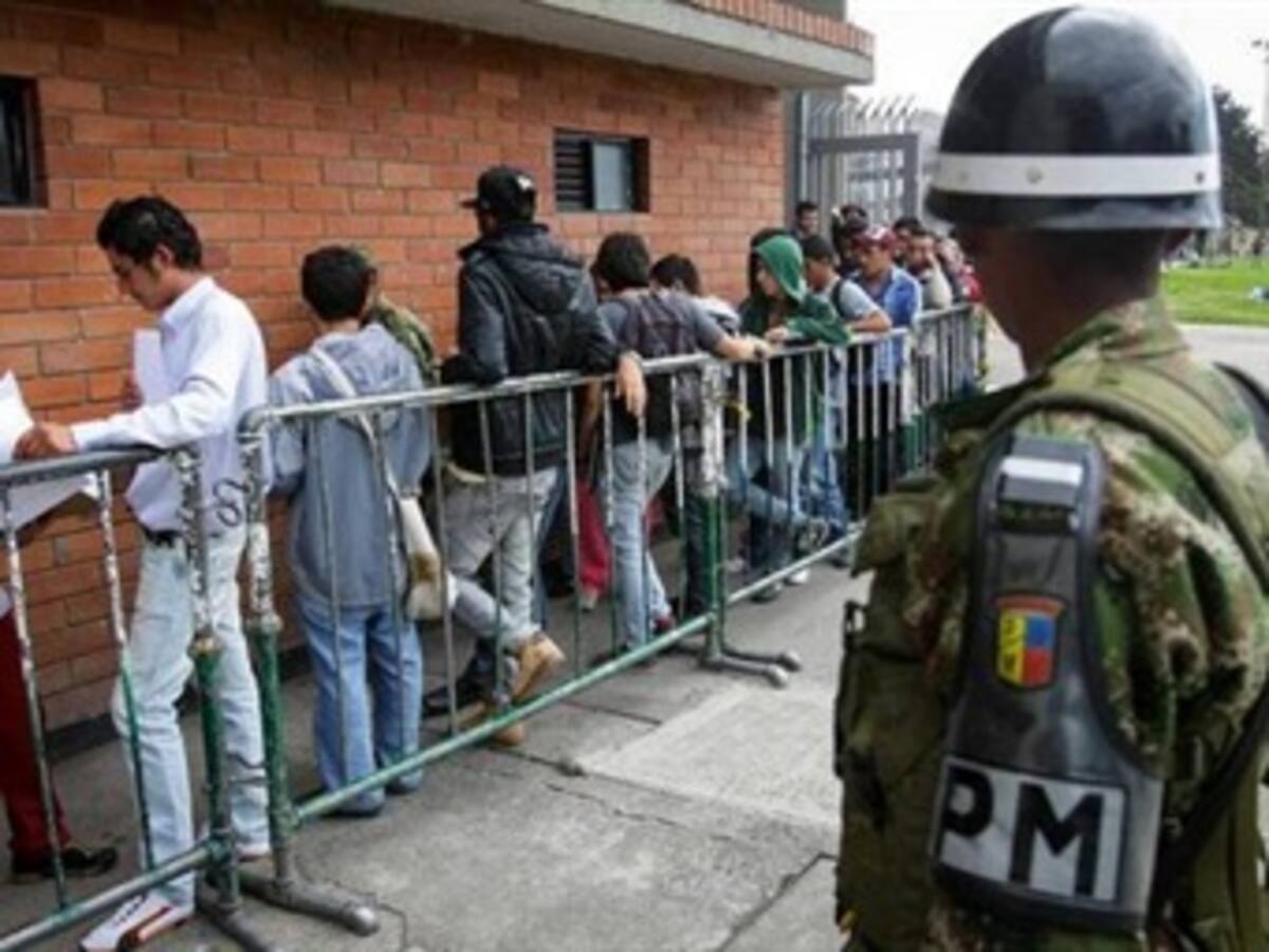 Distrito y Ejército analizarán tema de batidas ilegales en Bogotá
