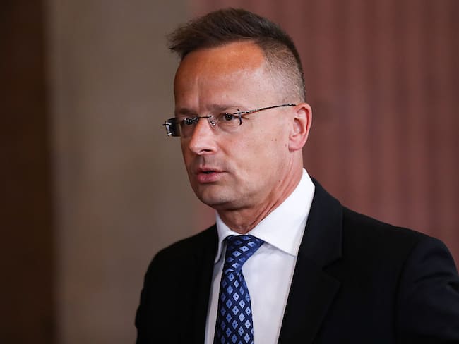 Trump es la única esperanza que hay para la paz en Ucrania: canciller de Hungría