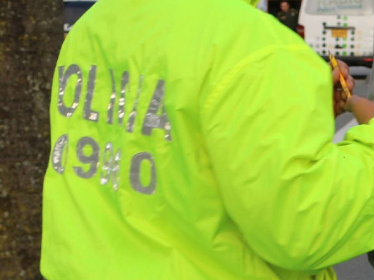 Familiares de policías piden garantías para ejercer su labor