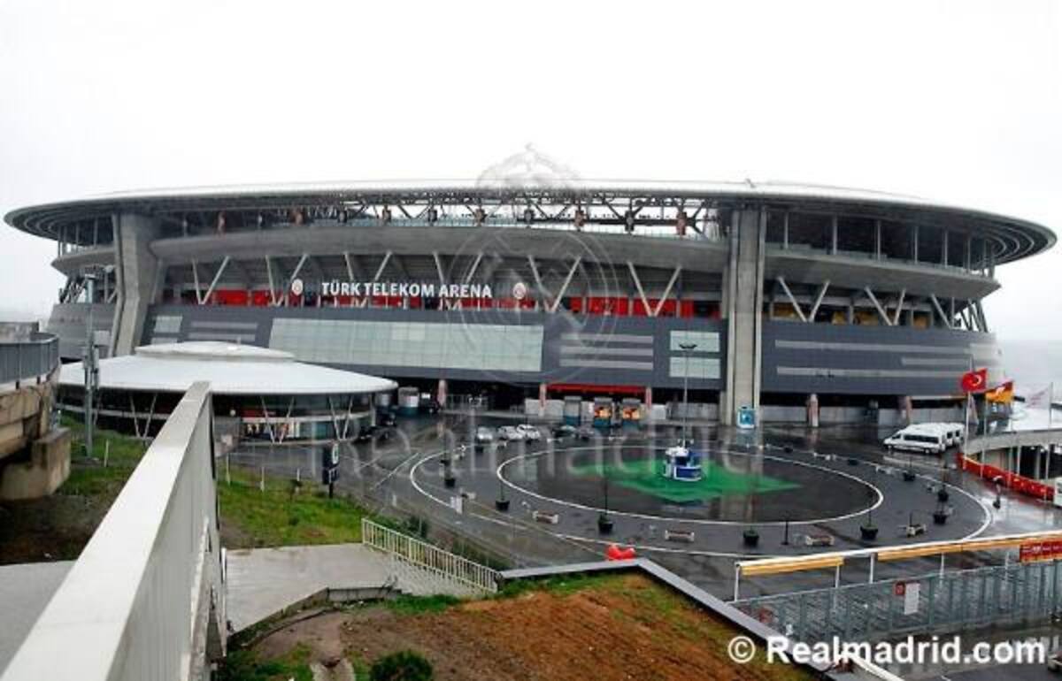 Este es el Türk Telekom Arena donde se definirá el clasificado a semifinales.