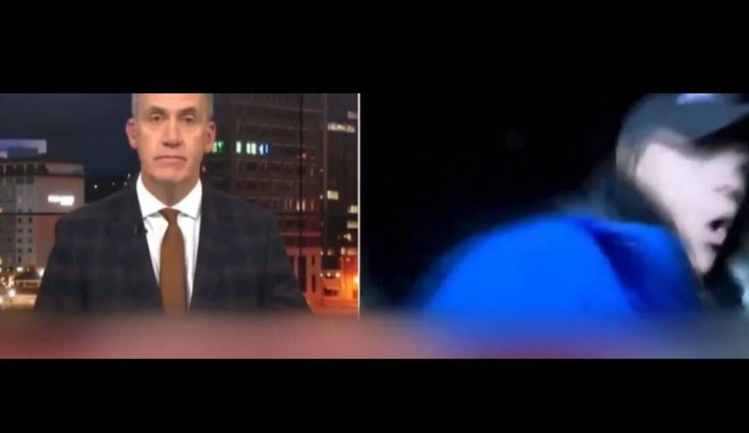 Reportera atropellada en noticiero en vivo - Captura de video 