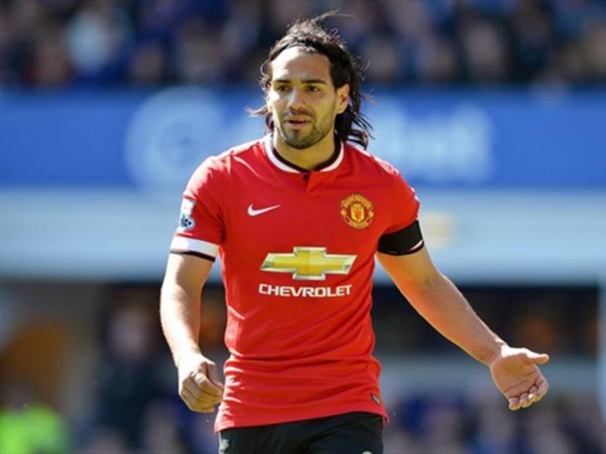 Twitteros se alegran de que Falcao salga de Manchester y le desean suerte