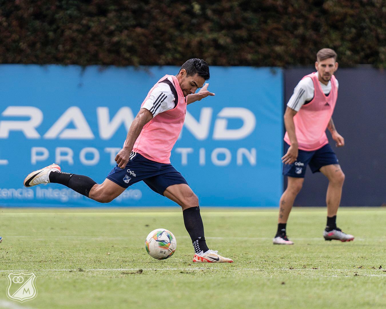 Falcao durante una de sus prácticas con Millonarios en la semana / Twitter: @MillosFCOficial.