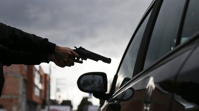 Se inició una balacera y posterior persecución, en medio de un presunto hecho delincuencial. Foto: Getty Images