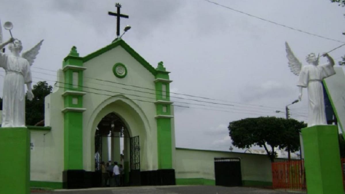 Conflicto de funerarias y Cementerio Central fue expuesto en el concejo