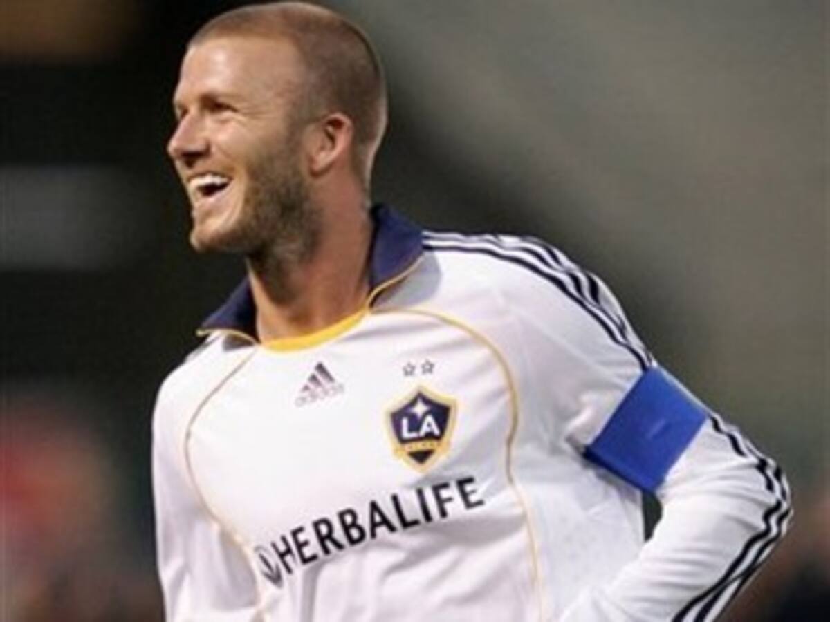 Beckham recupera capitanía en los Ángeles Galaxy