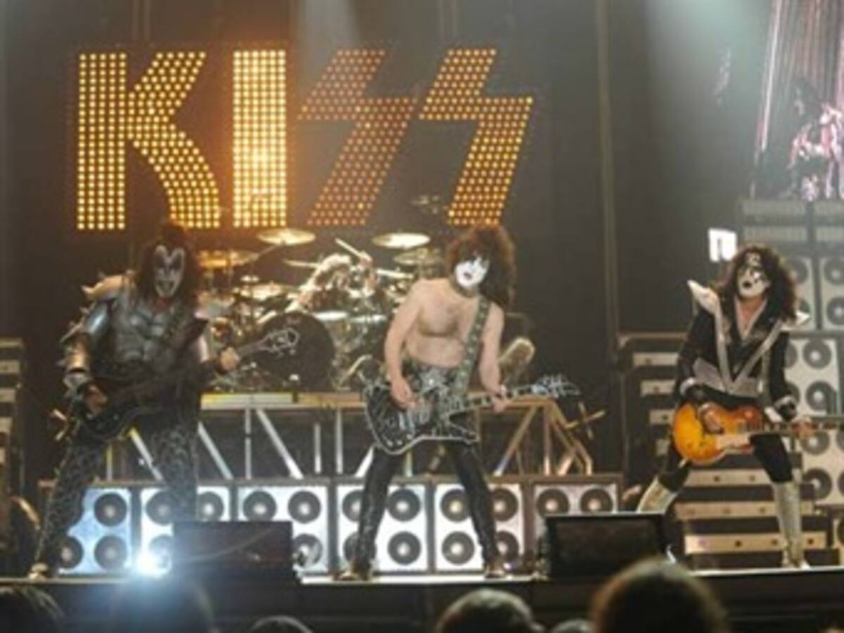 Listas logística y seguridad para el concierto de Kiss