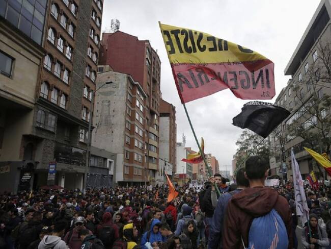 Embajador de Ecuador destaca papel del diálogo en medio de protestas