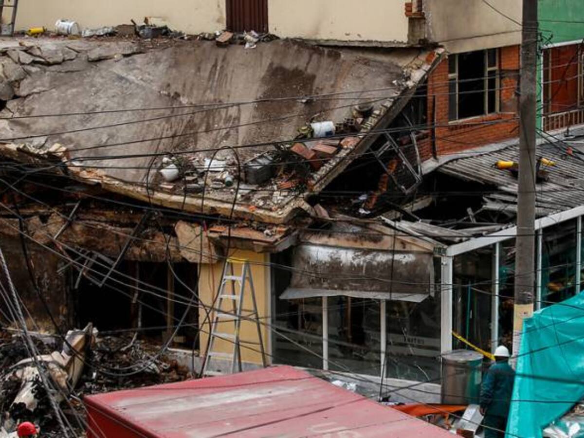 Continúan en estado crítico heridos por accidente de avioneta en el occidente de Bogotá