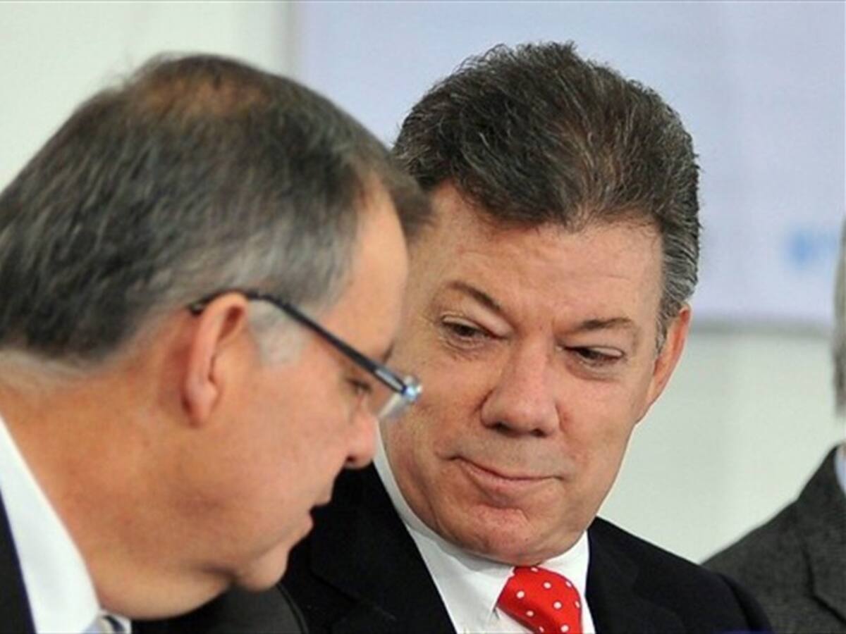 Estas son las 60 preguntas del procurador al presidente Santos