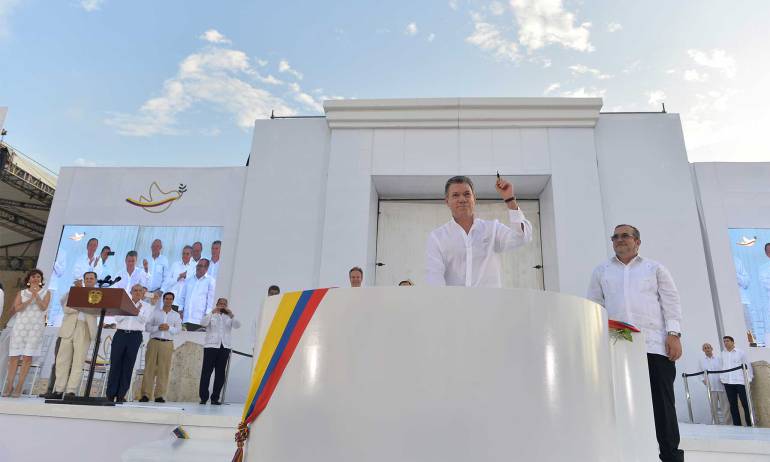 EL presidente Juan Manuel Santos durante el acto de firma de los acuerdos de paz, celebrando en Cartagena.