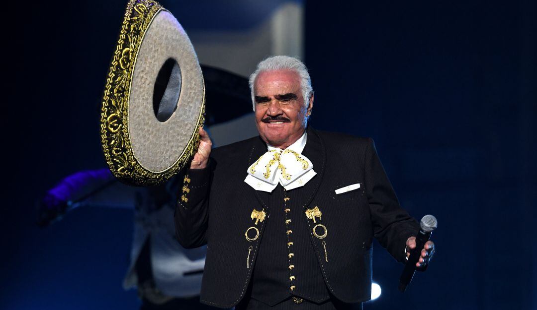 El cantante Vicente Fernández libra una nueva batalla por su vida