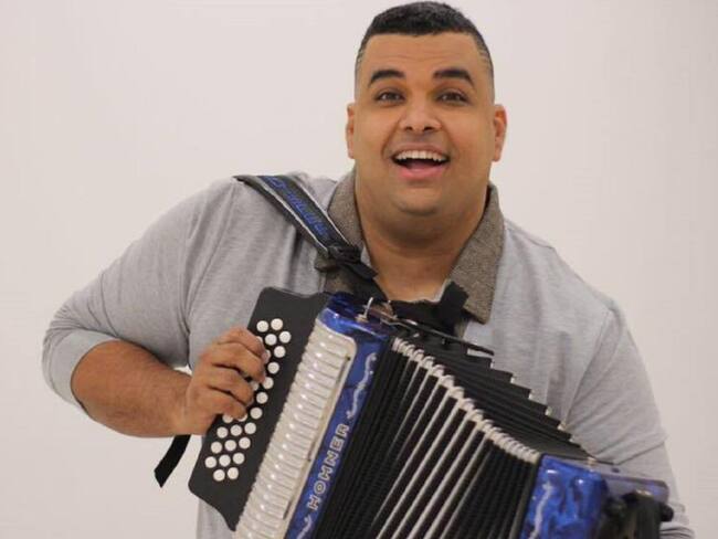 Rolando Ochoa, R8 y su banda Zona 8