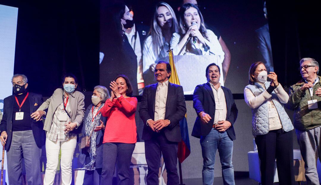 Óscar Iván Zuluaga y bancada del uribismo piden a Duque abrir frontera con Venezuela