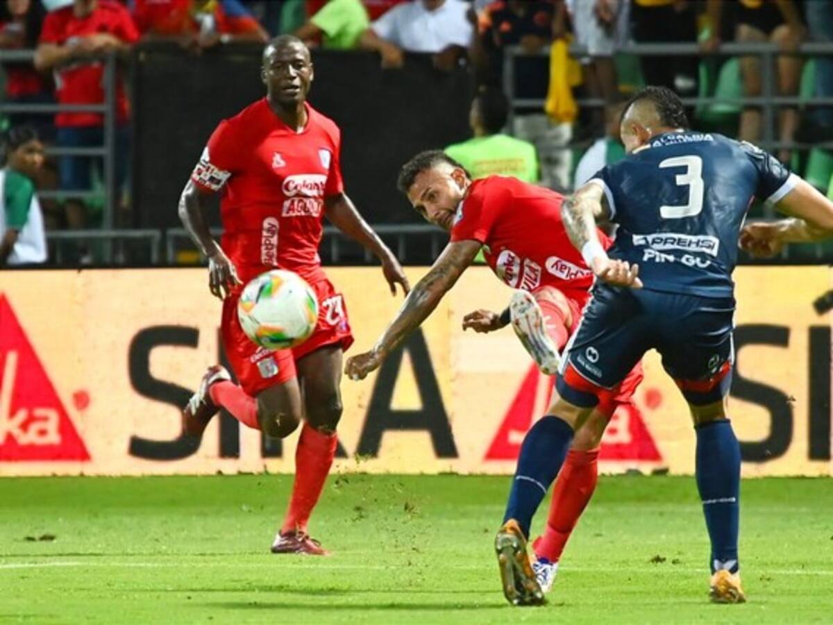 Duván Vergara le da un triunfo agónico al América con un espectacular golazo