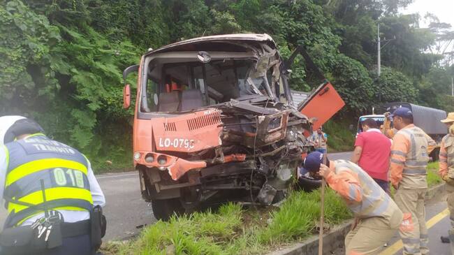Accidente de buseta en Ibagué