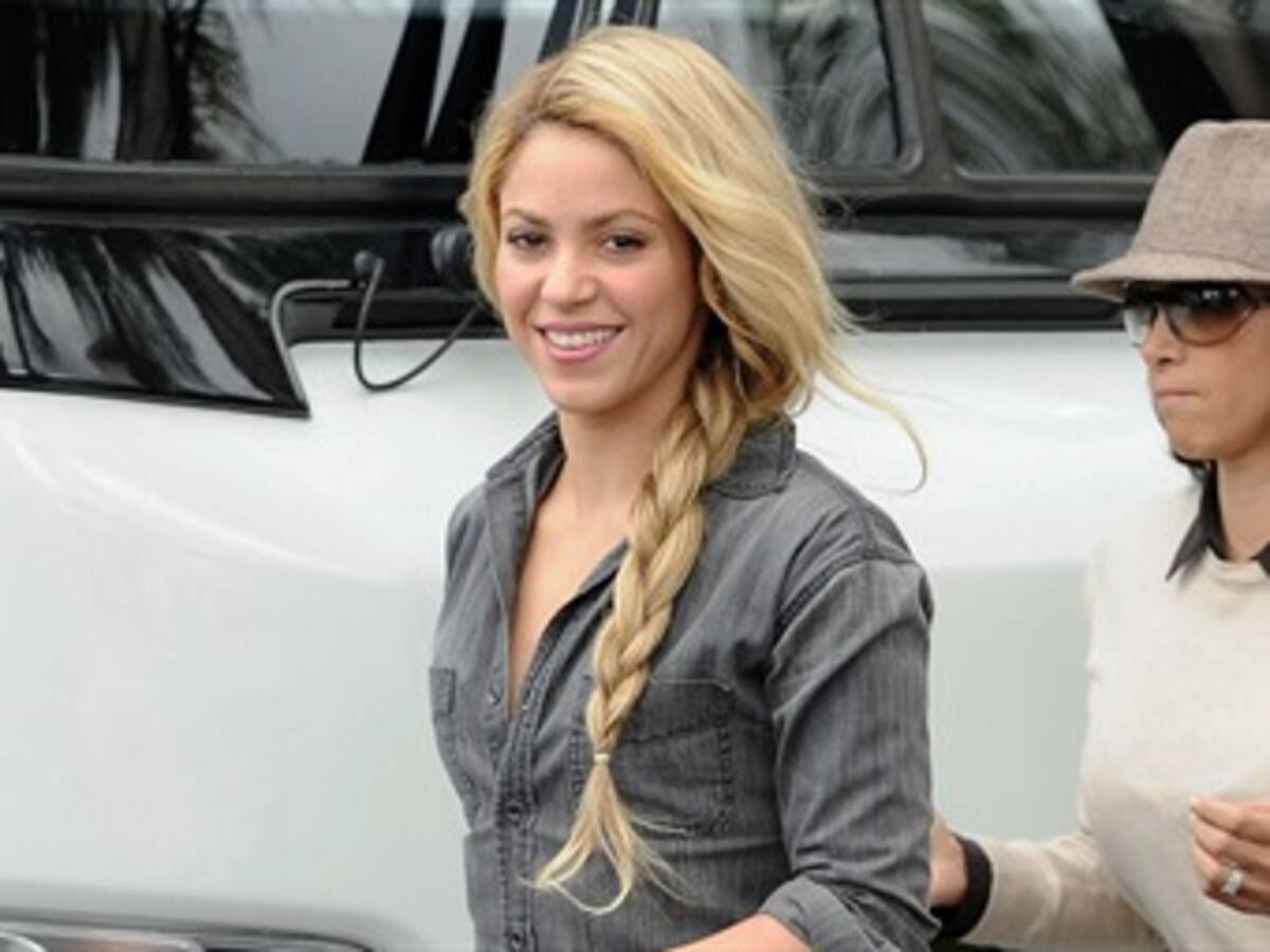Shakira da una clase de historia a su hijo Milan