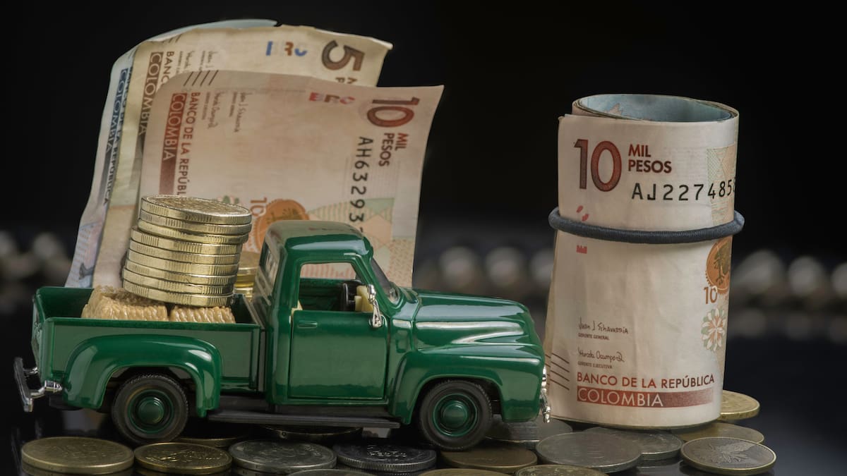 Cómo calcular el impuesto de vehículos en Bogotá: Monto que pagarían con avalúo de 50 y 60 millones