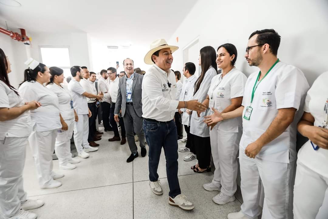 El gobernador de Boyacá Carlos Andrés Amaya inauguró la Unidad de Cuidados Intensivos del Hospital Regional de Moniquirá / Foto: Gobernación de Boyacá.