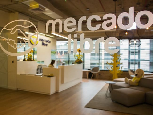 La compañía invertirá más de 10 mil millones de pesos en sus nuevas oficinas y para crear el cuarto Centro de Atención de Clientes en la región.