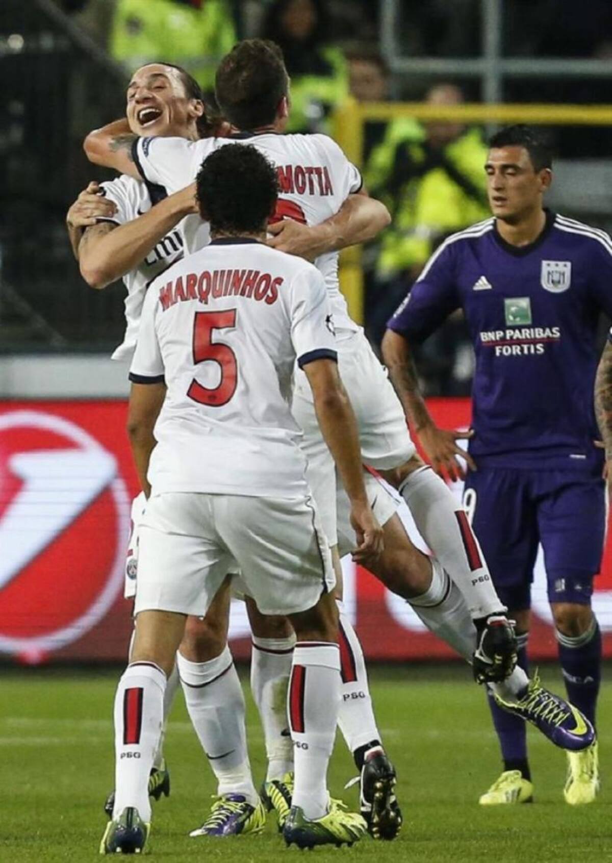 El delantero sueco llegó a seis goles en la presente Liga de Campeones y de acuerdo con las estadísticas de Mister Chip, es el primer escandinavo que logra un poker en la Copa de Europa desde el 24.10.1979 (Lerby marcó 5 con el Ajax).