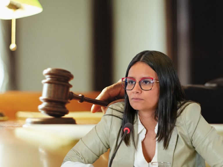 Imagen de referencia | Angie Rodríguez: Fondo Nacional de Adaptación / Juez en sentencia: Getty Images.