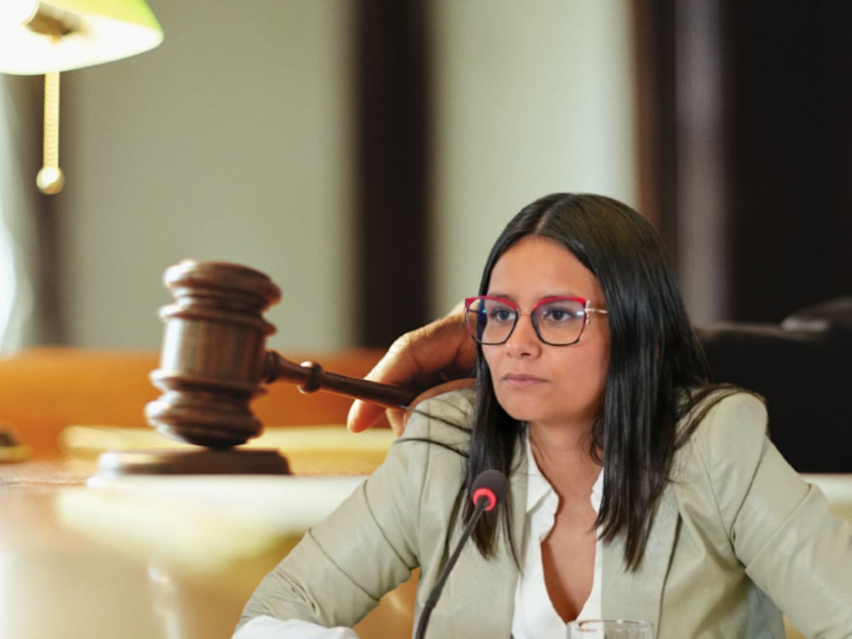 Angie Rodríguez pide protección tras denunciar intimidaciones de funcionarios del DNI y criminales
