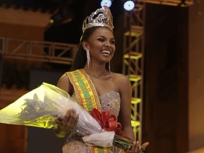 Angélica Blanco, nueva Reina de Independencia