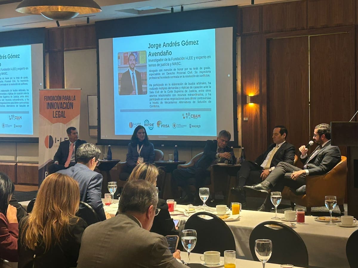 Foro jurídico propone soluciones alternativas para agilizar la justicia en Colombia