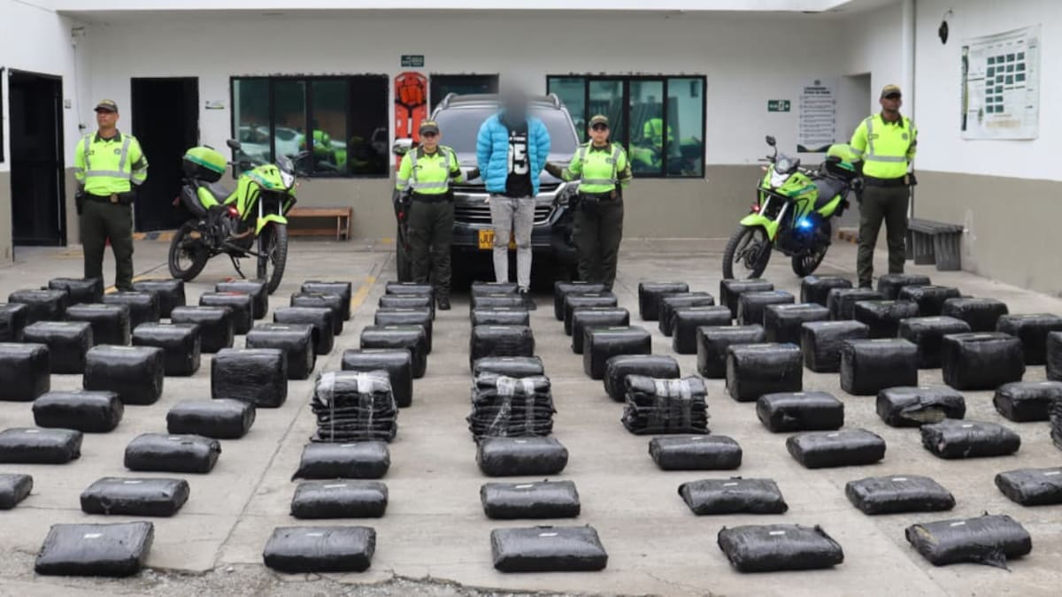 Incautan 690 kilos de marihuana en la vía Jamundí–Cali