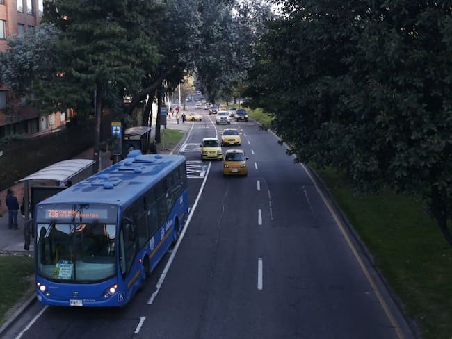 Piden a TransMilenio aclarar decisión de pintar de verde buses del SITP
