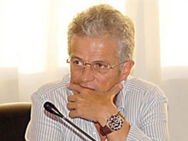 David Barros Vélez, ex alcalde de Armenia está prófugo de la justicia