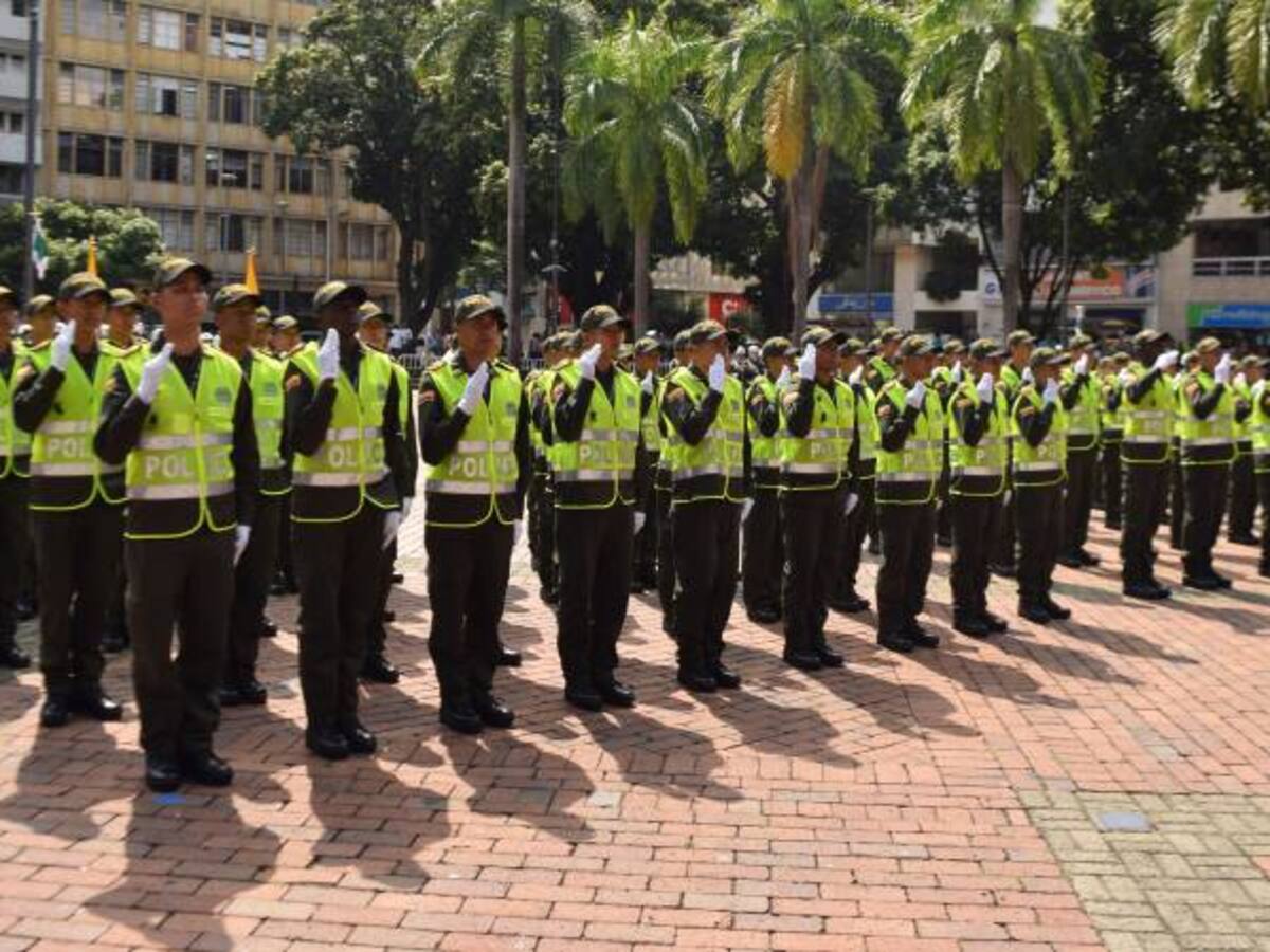 102 auxiliares de Policía custodiarán los parques y plazas de Pereira