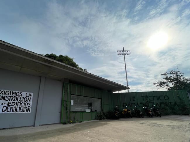 Comunidad del Tecnológico reclama avance en las obras