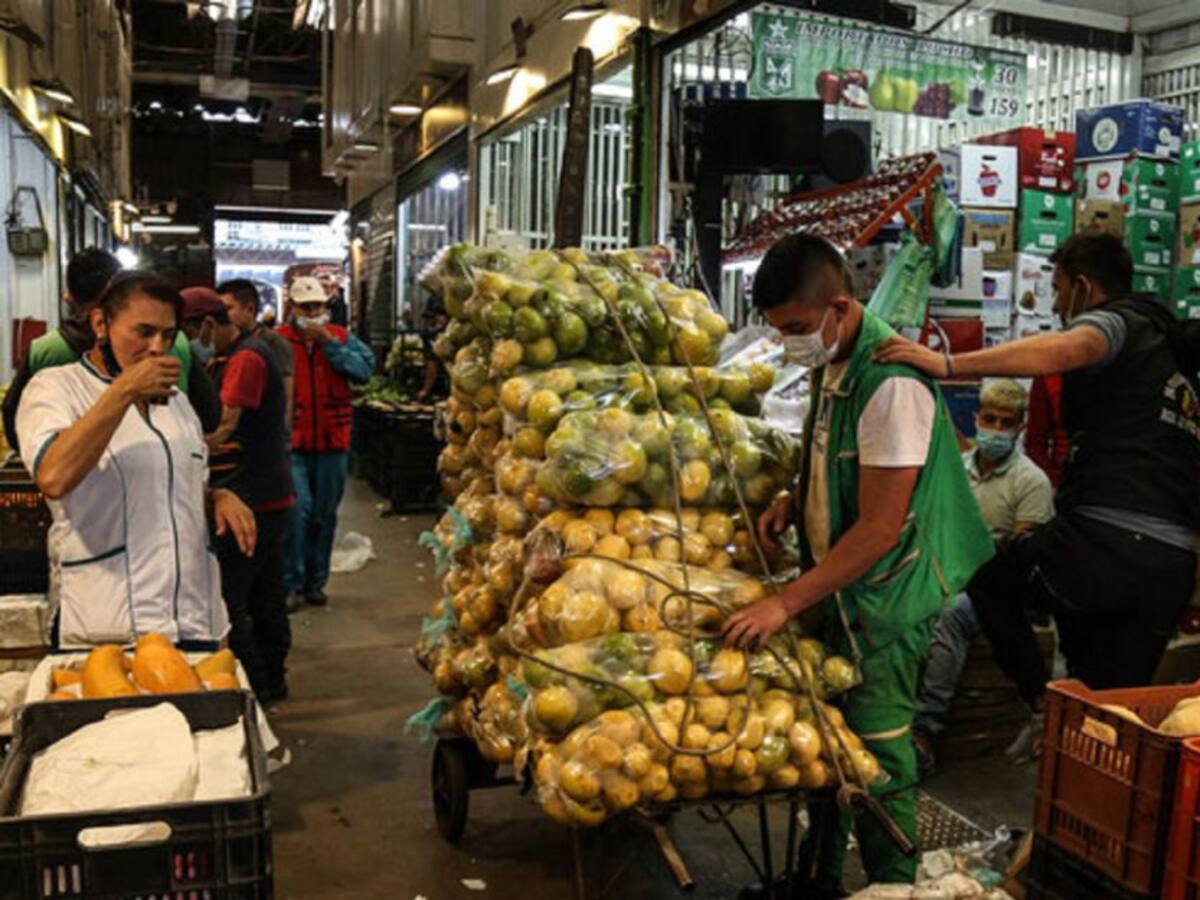 Más de 60 mil niños son explotados en Bogotá, especialmente en Corabastos