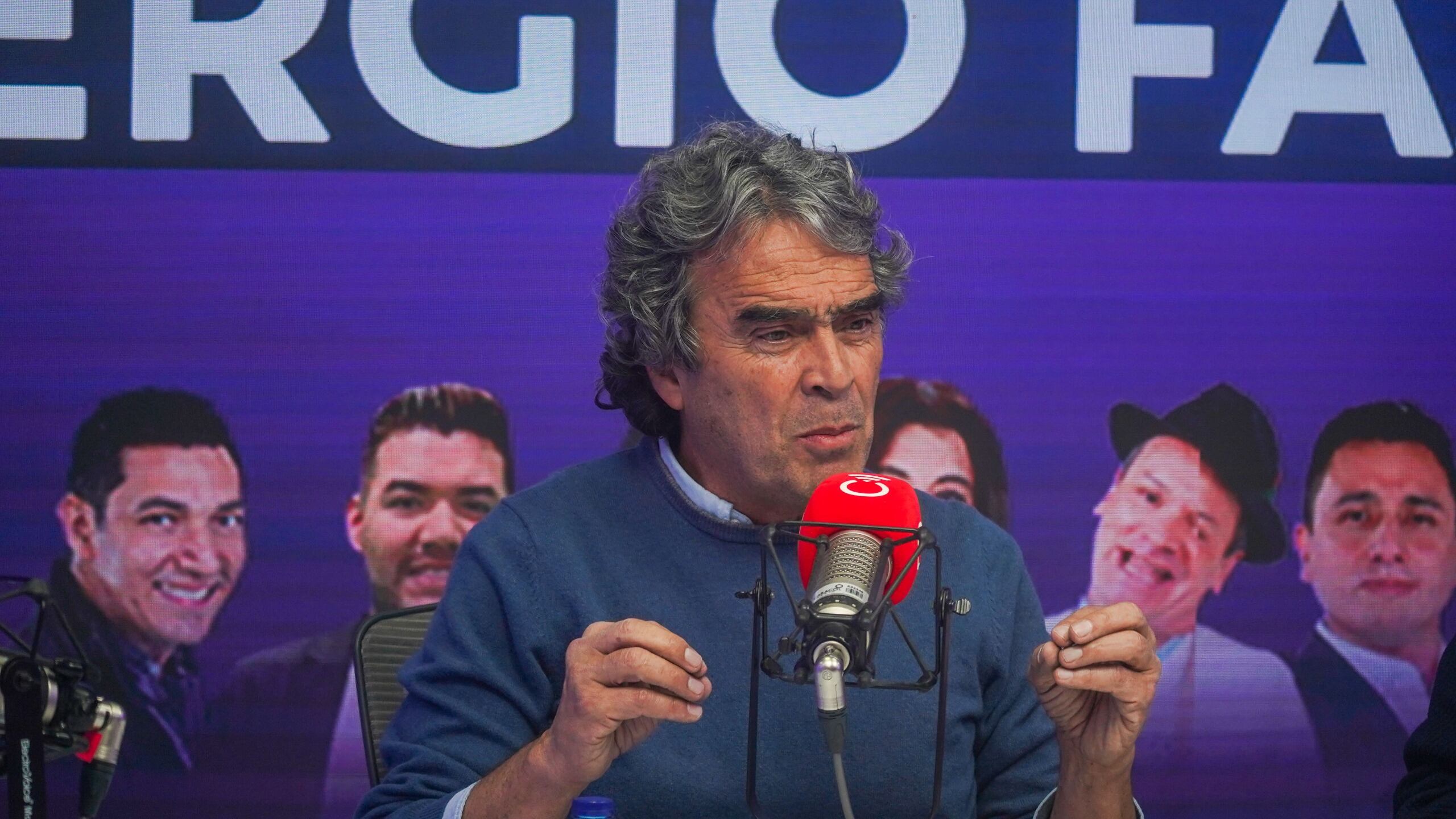 Sergio Fajardo en Sin Anestesia de La Luciérnaga, en Caracol Radio