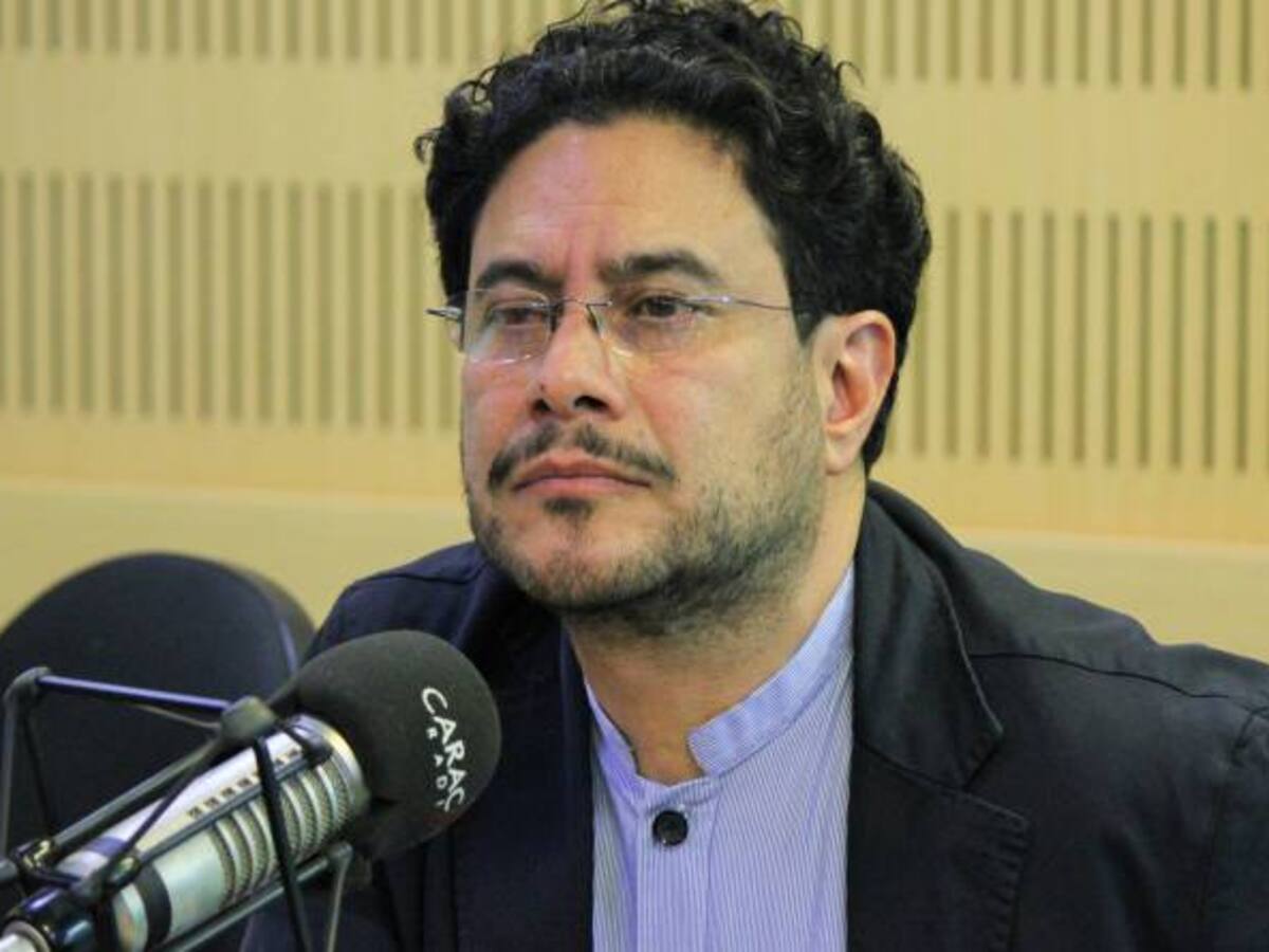 Senador Cepeda no descarta que pueda haber disidencia también en las Fuerzas Militares