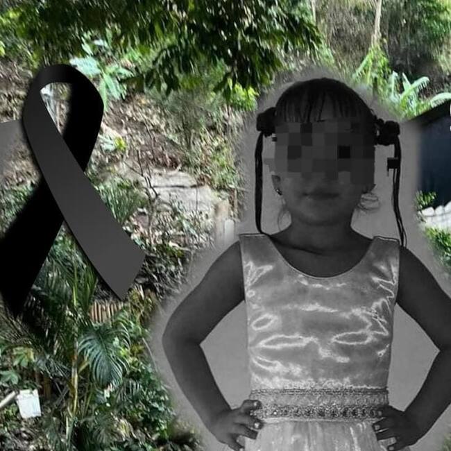 El deslizamiento de tierra y desprendimiento de roca, la cual cayó sobre una vivienda. Foto Cortesía.