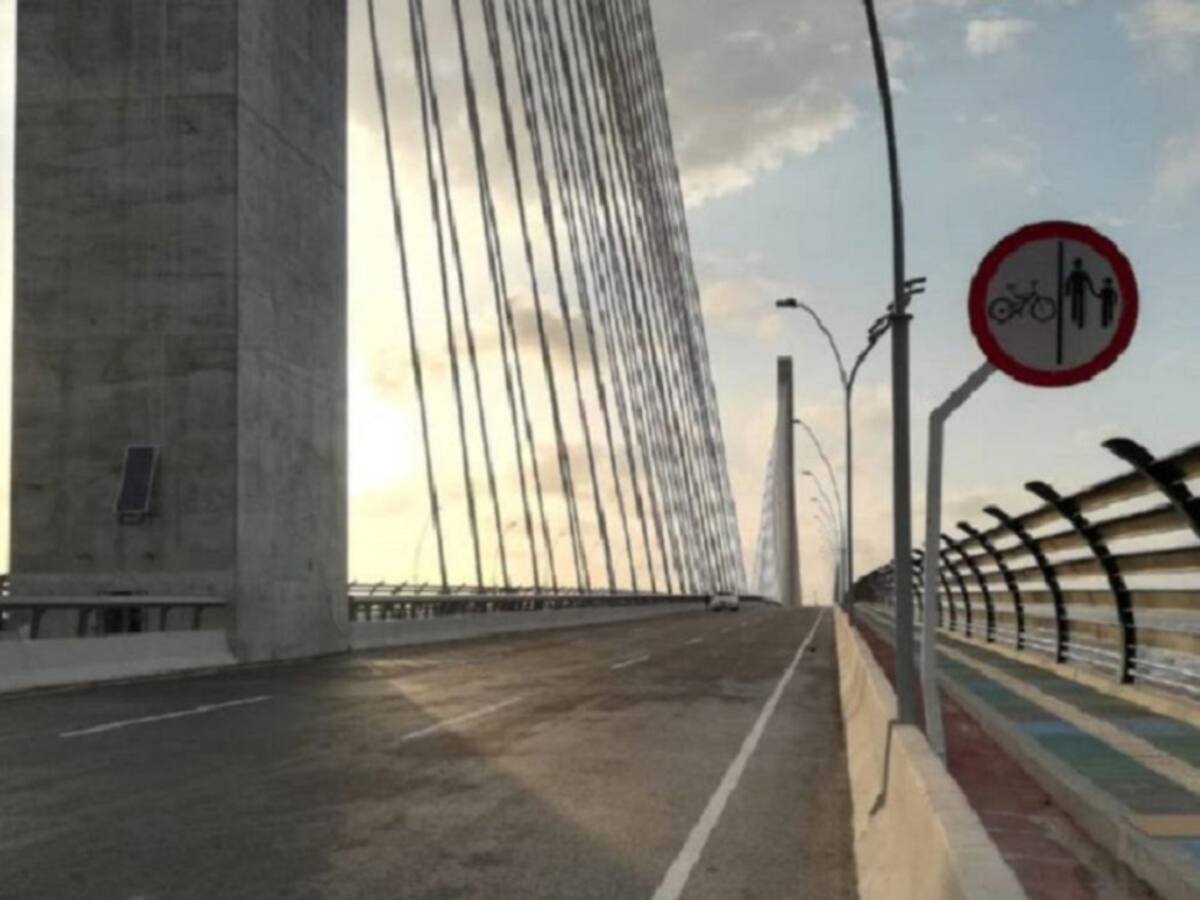 Policía Nacional garantiza seguridad en el Puente Pumarejo